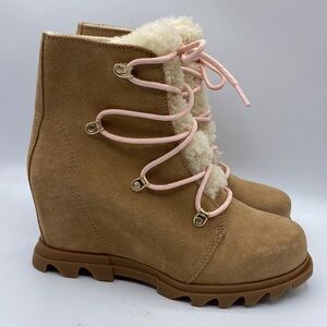 SOREL Joan Of Arctic Ill Cozy
Wedge Snow Boot Size 8‎ NWT